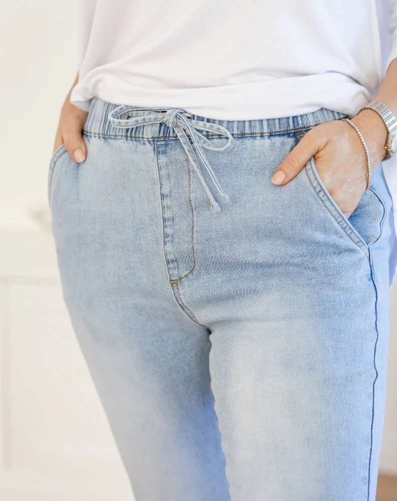 Milan Jeans
