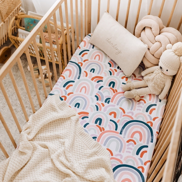 SNUGGLE HUNNY RAINBOW FITTED COT SHEET