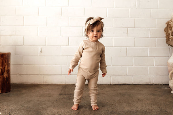 SNUGGLE HUNNY PEBBLE GROWSUIT