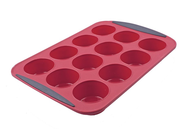 DAILY BAKE SILICONE 12 CUP MUFFIN PAN - RED
